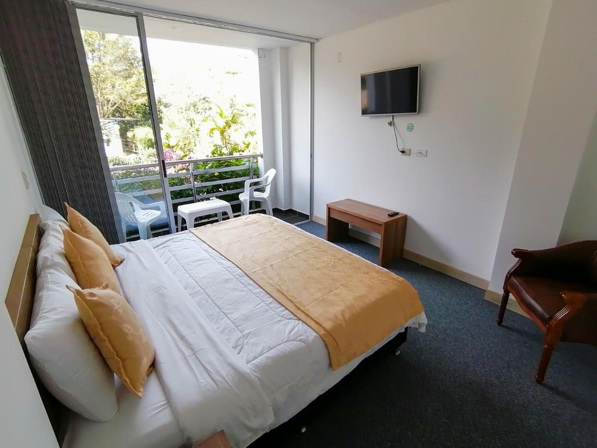 Hotel Hevilat Paraiso De Oriente Rionegro Eksteriør bilde